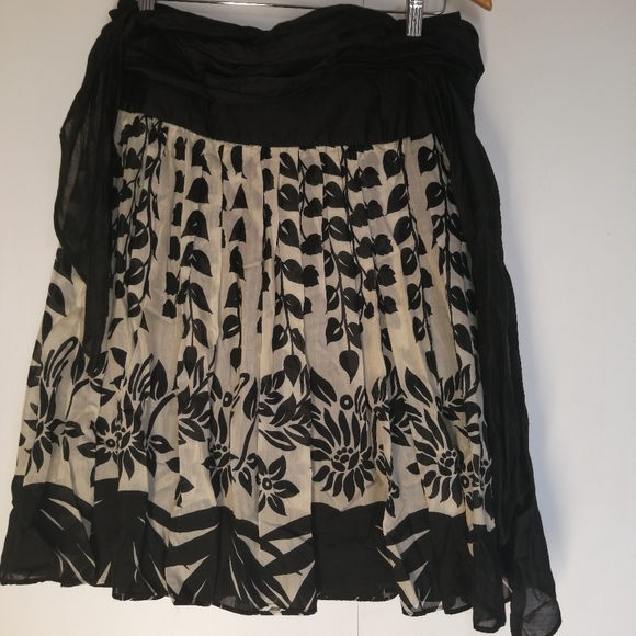 ZARA COTON+SILK SKIRT SIZE SMALL - Picture 2 of 3